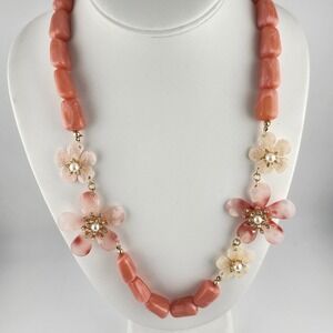 Beautiful Acrylic Pink Bead Flower Statement Necklace‎